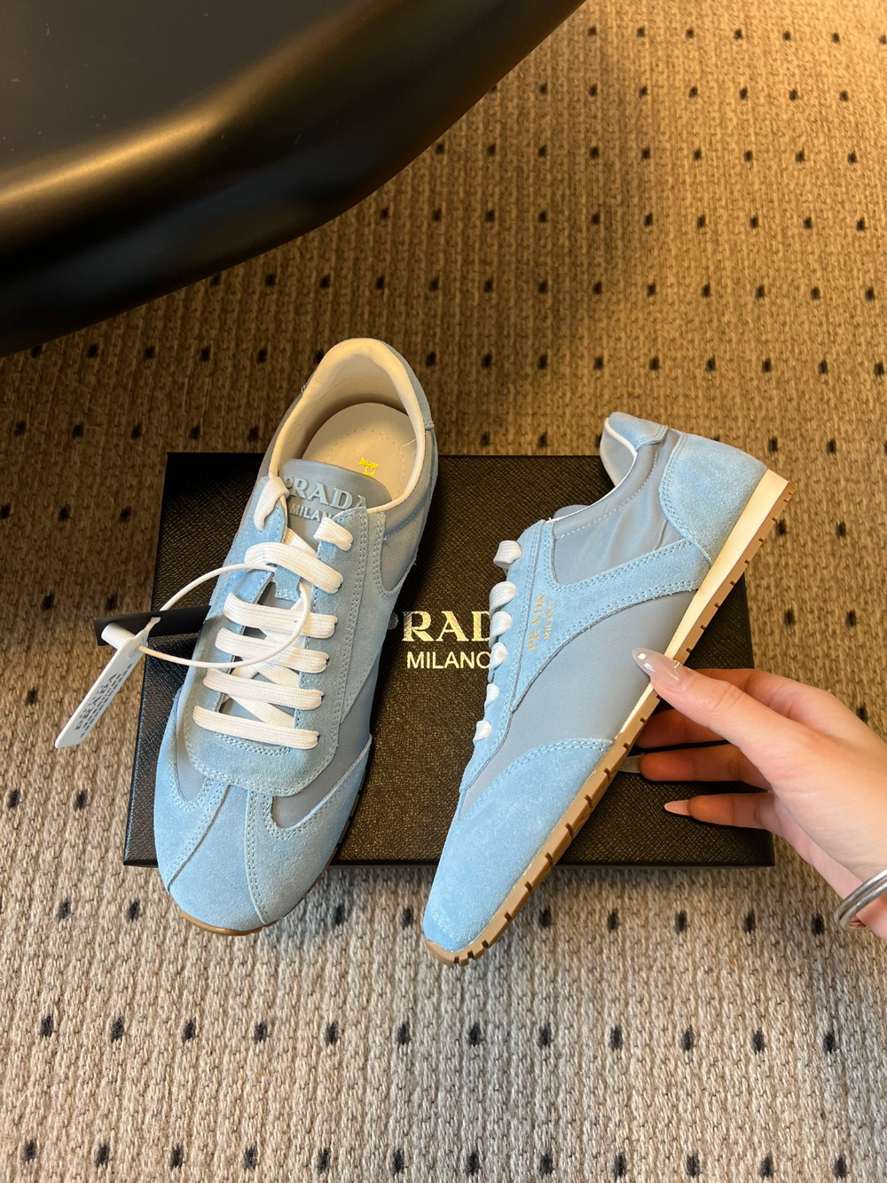 PEM06  New multi-color selection of casual shoes Lightweight and versatile suitable for both work and sports High-quality