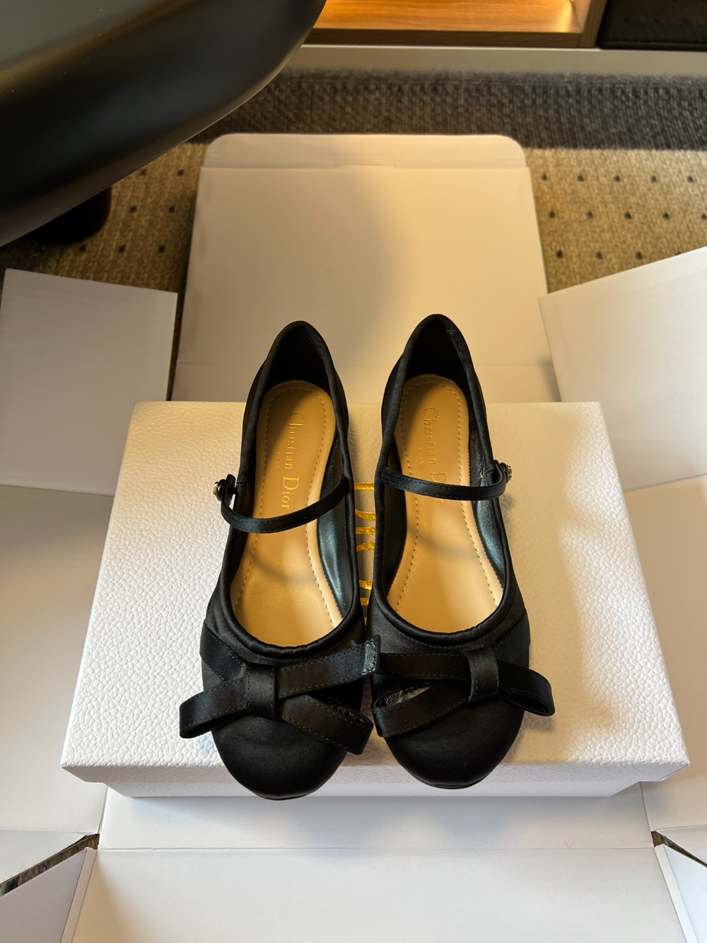 CEM298 New satin low-heeled Mary Jane shoes - Butterfly knot flat style fashionable and gentle women's shoes The color is exquisite and it is an excellent gift choice