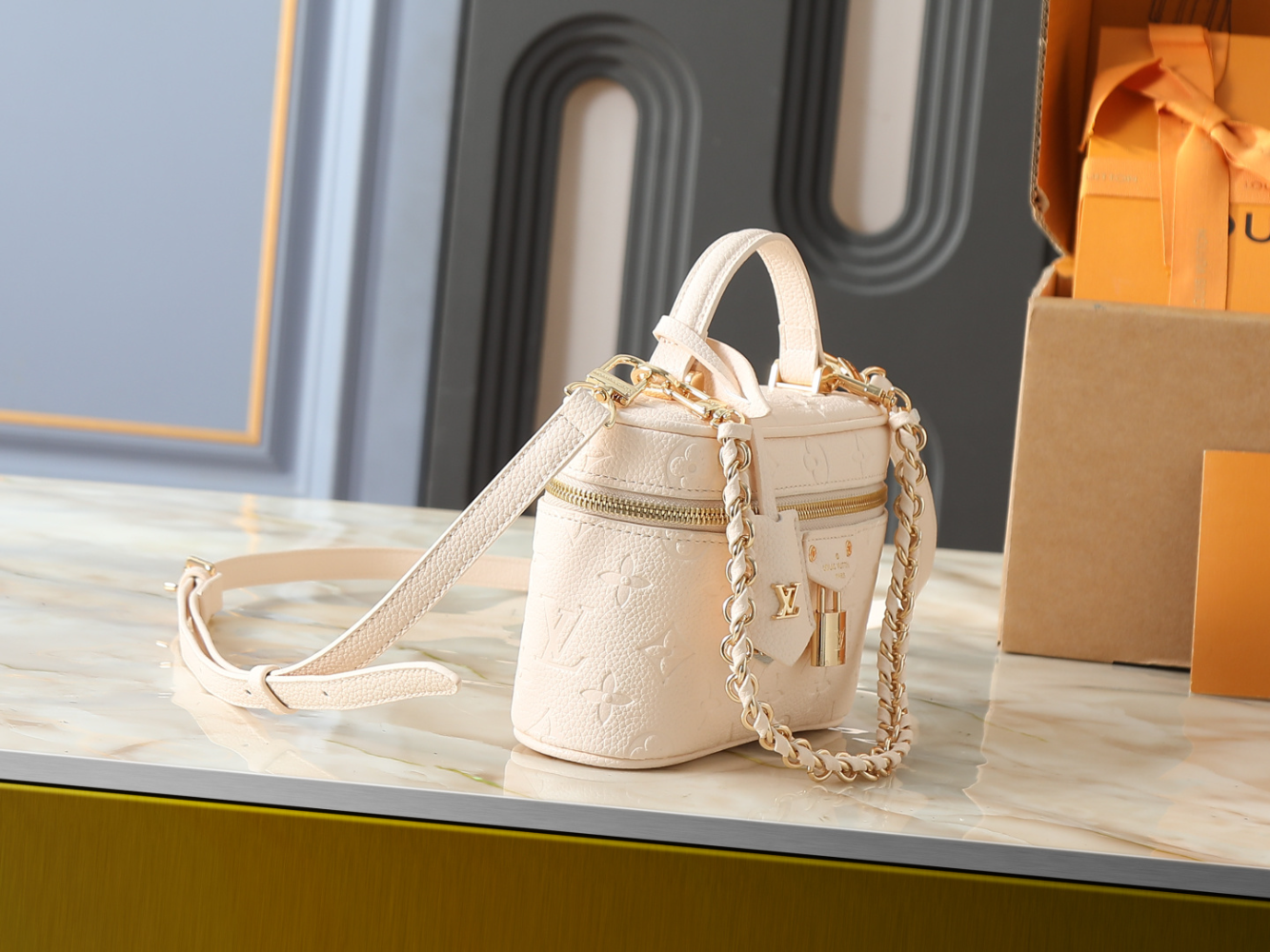 LEM507  New arrive fashion black cream-white light blue and khaki  bag for woman beautiful gift to choose gift size to choose 19.0 x 11.5 x 6.5CM