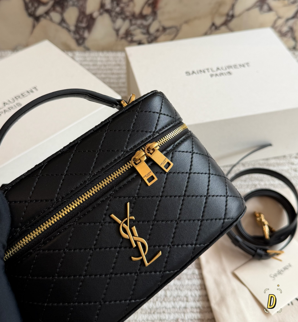 SEM09  New Arrive Fashion Black Color Handbag for Woman  Beautiful Gift To Choose Gift