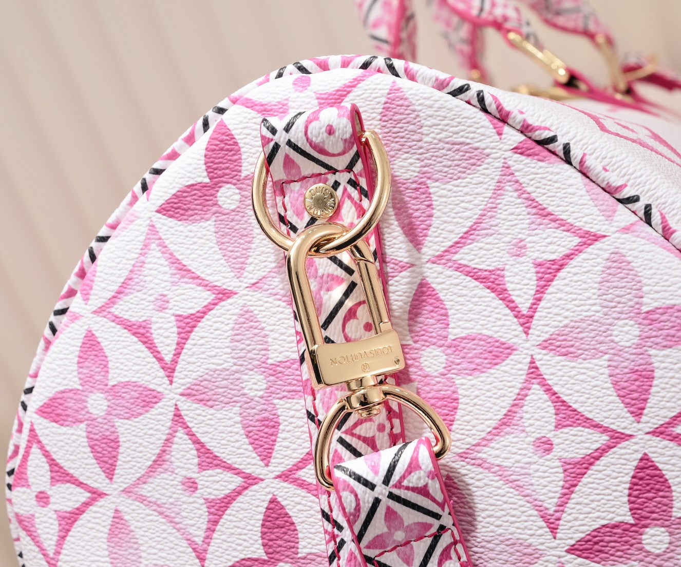 LEM371 New arrive fashion Travel design bag for woman beautiful gift to choose gift 50.0 x 29.0 x 23.0cm