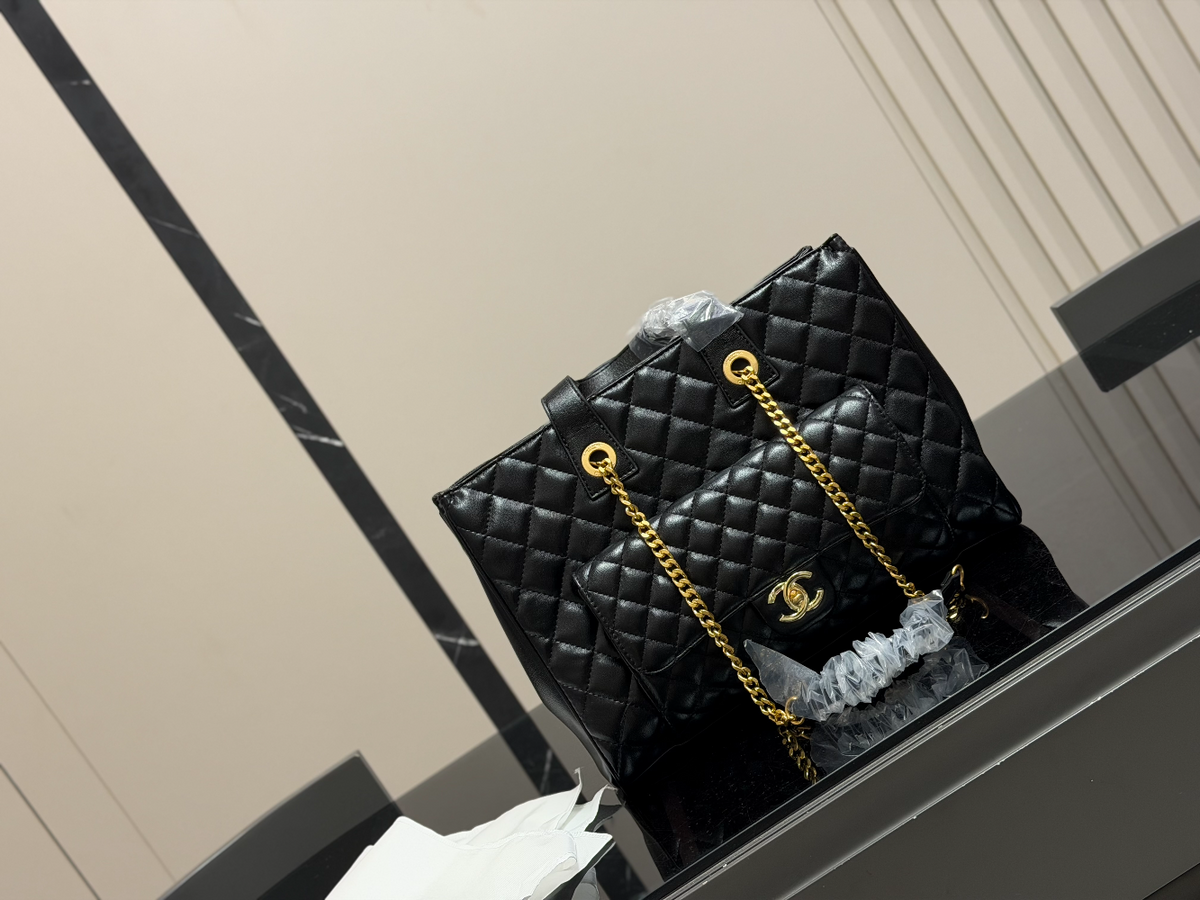 CEM373 New arrive fashion black color bag for woman beautiful gift to choose 34*25cm