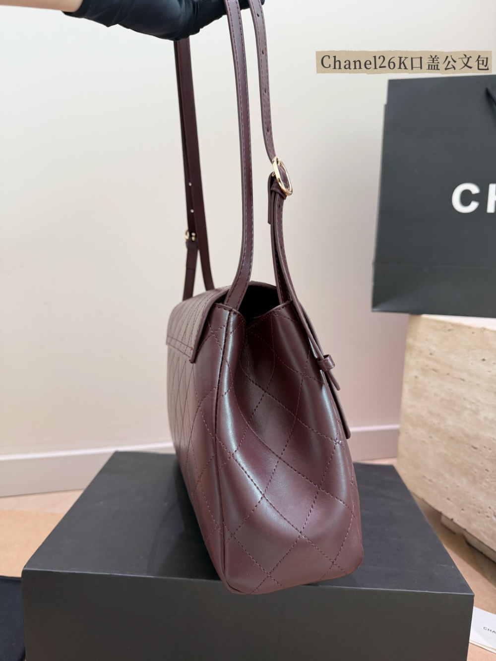 CEM491 New arrive fashion black red khaki green light caramel bag for woman hands bag beautiful gift to choose gift 31*19CM