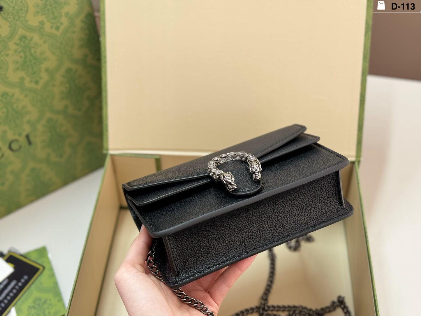 GEM147 New arrive fashion  black red white color cute bag for woman handbag size 18x10cm