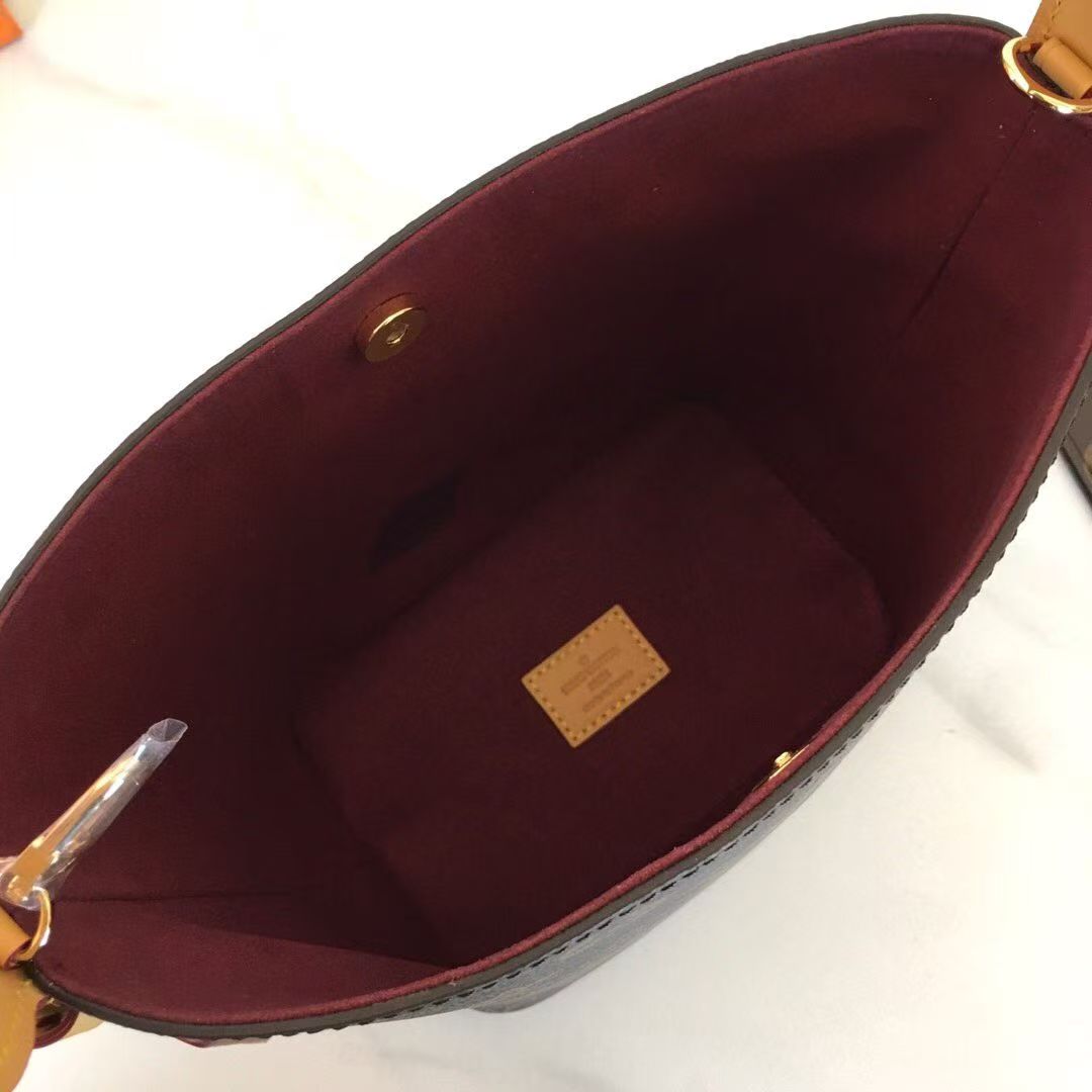 LEM167  New arrive fashion white and black color bag for woman beautiful gift to choose gift size to choose