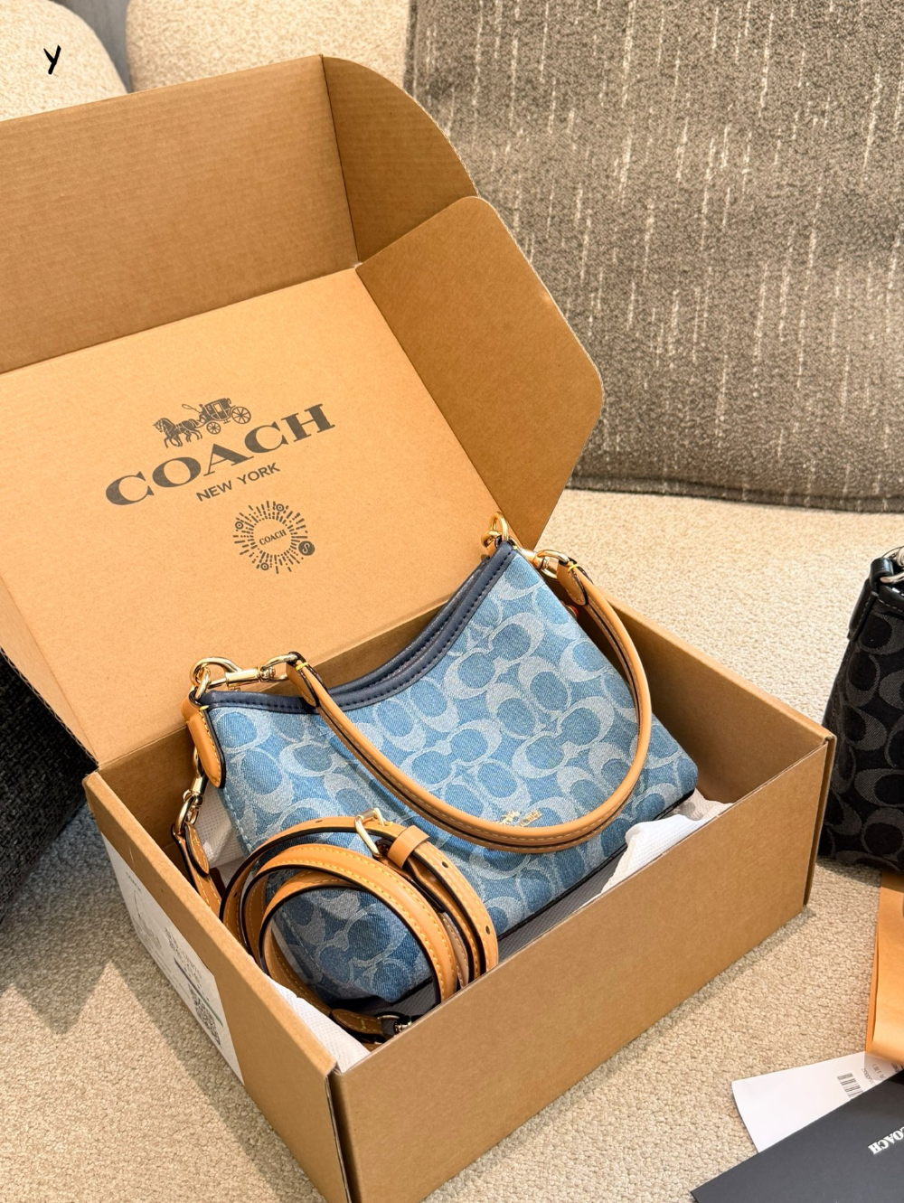 COEM06 New arrive fashion black blue bag for woman hands bag beautiful gift to choose gift 20cm