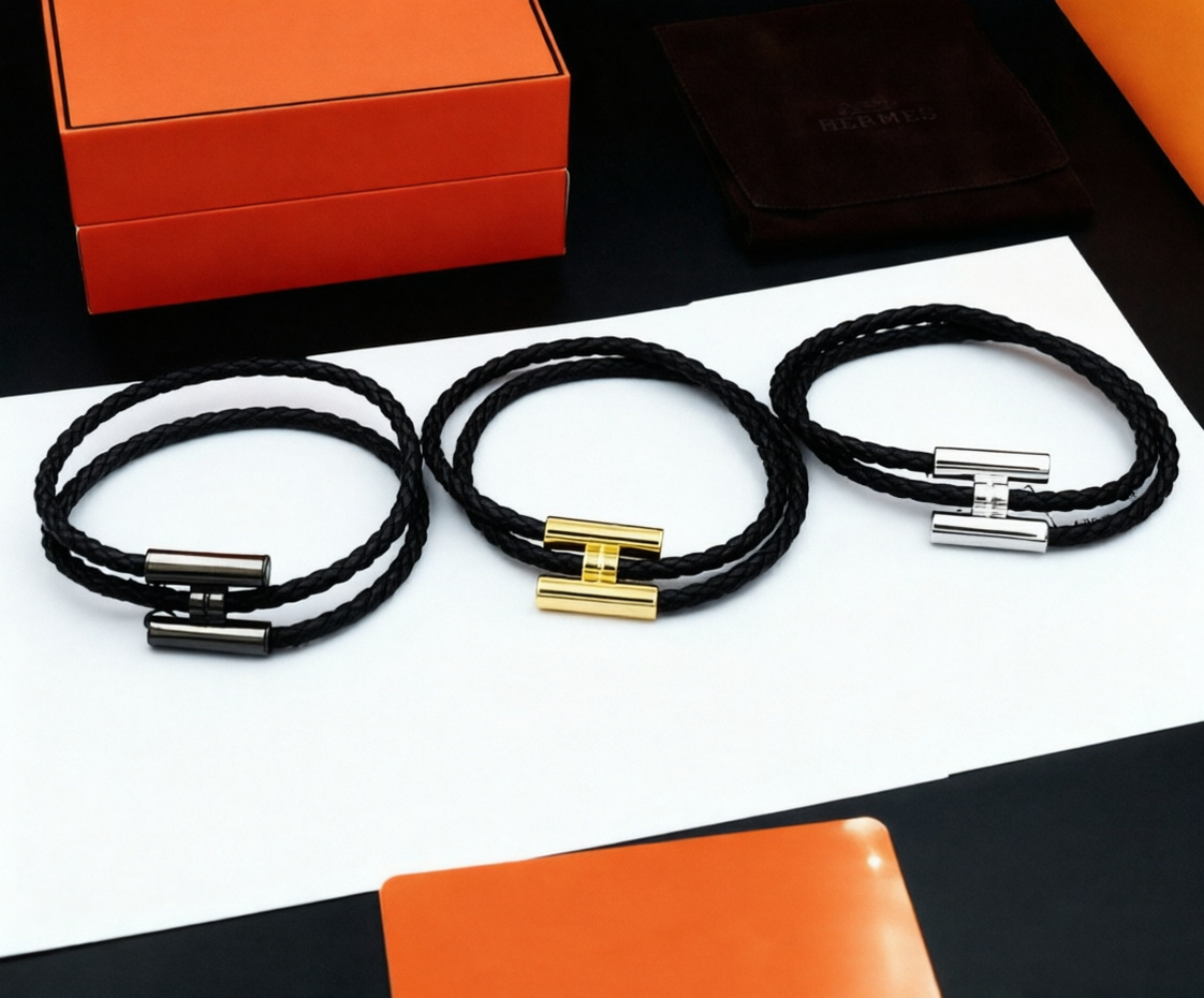 HEM115 New trendy open-style bracelet - metal letter wristband - women's couple accessory