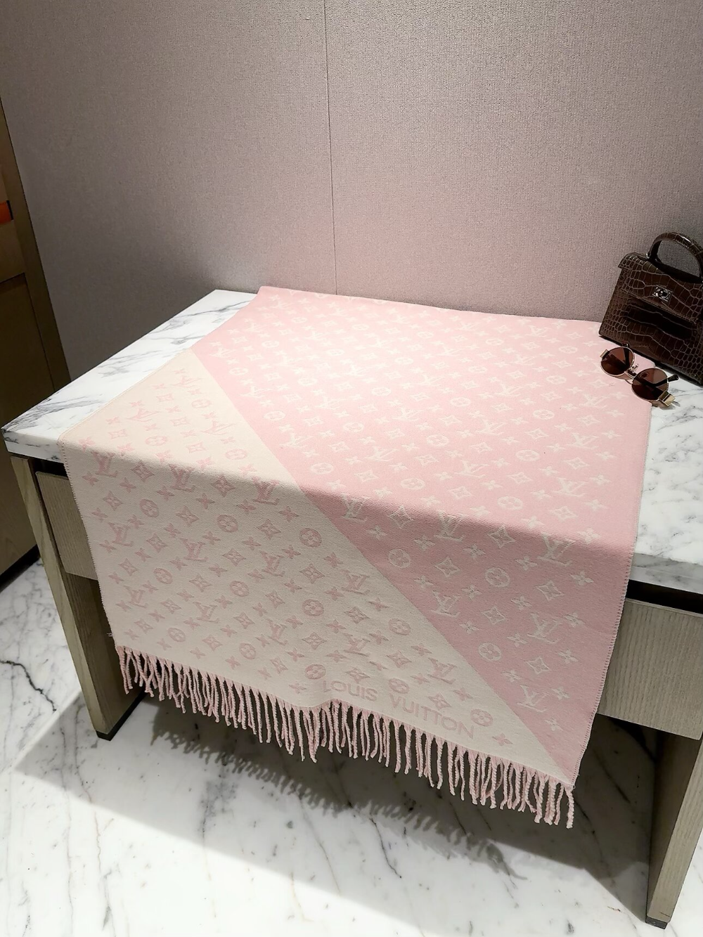 LEM646 new arrive  Hot sale pink brown black color fashion beautiful  scarf  for woman gift  to choose  60x180cm