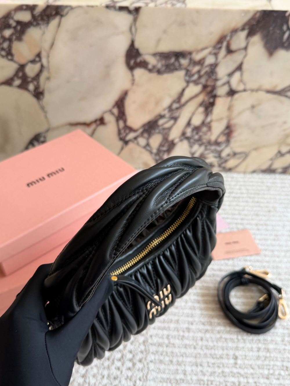 miu02 New arrive fashion black color bag for woman beautiful gift to choose gift  20 x 17cm