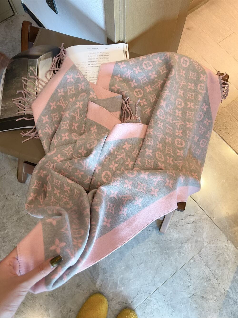 LEM294 luxury Designer Cashmere Scarf Winter Women Long Scarf Quality Headband Fashion Men brand Scarves Classic Printed Check Big Plaid Shawls Soft comfortable gift 180✖️60cm