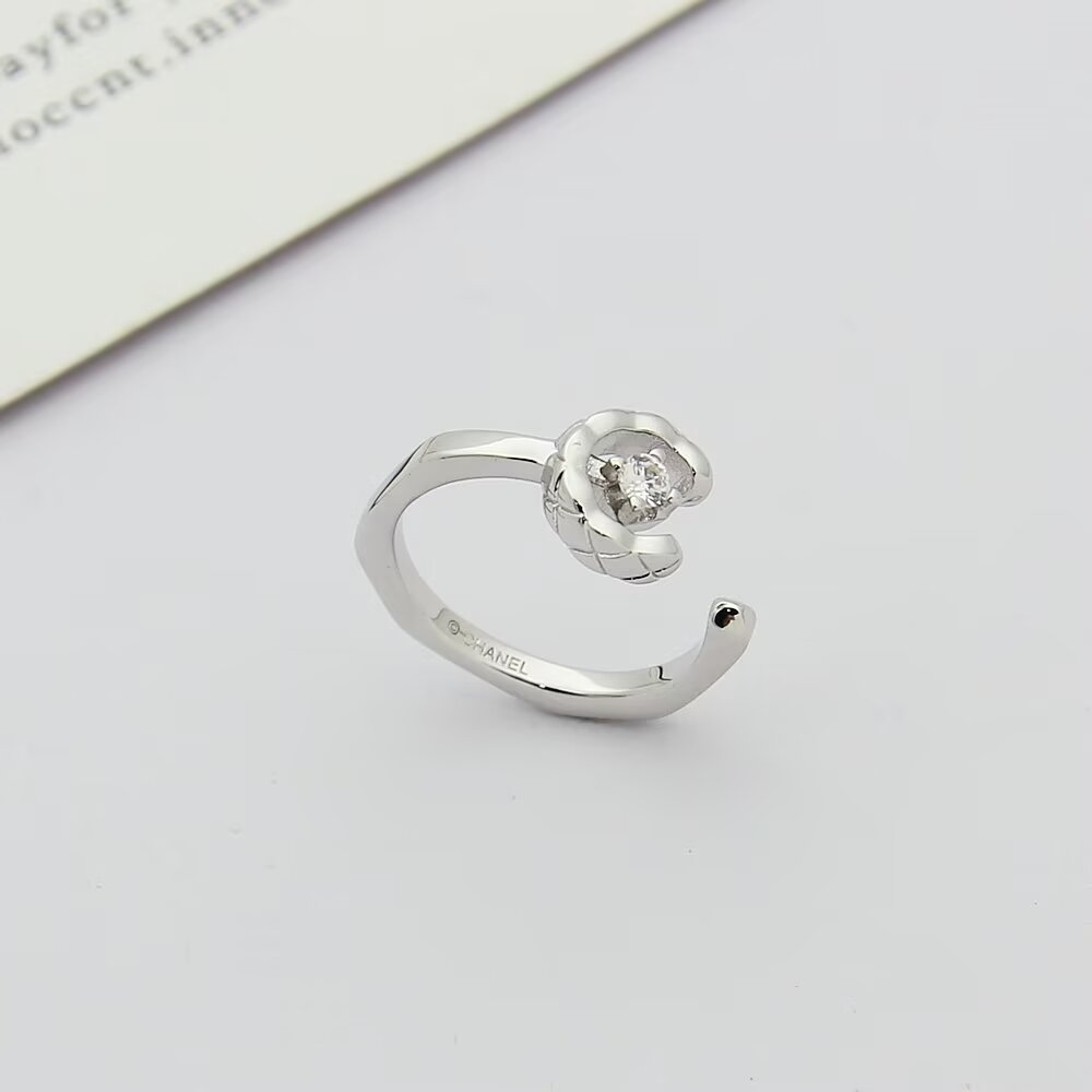 CEM273 The new diamond-patterned ash stone open-ended ring is a luxurious and high-end fashion and exquisite finger ring. It is a beautiful gift for women and can be given as a gift option