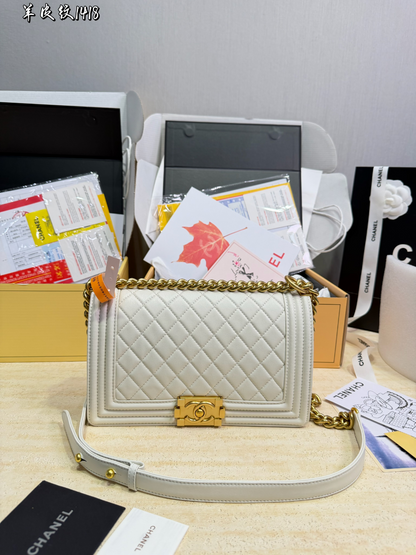 CEM292 New arrive fashion black white pink bag for woman hands bag beautiful gift to choose gift 25*15cm