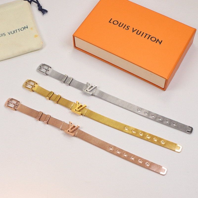 LEM403 New Fashion Open Flower Gold Color Bracelet Metal Letter Wristband Bracelet Couple Accessories for Woman