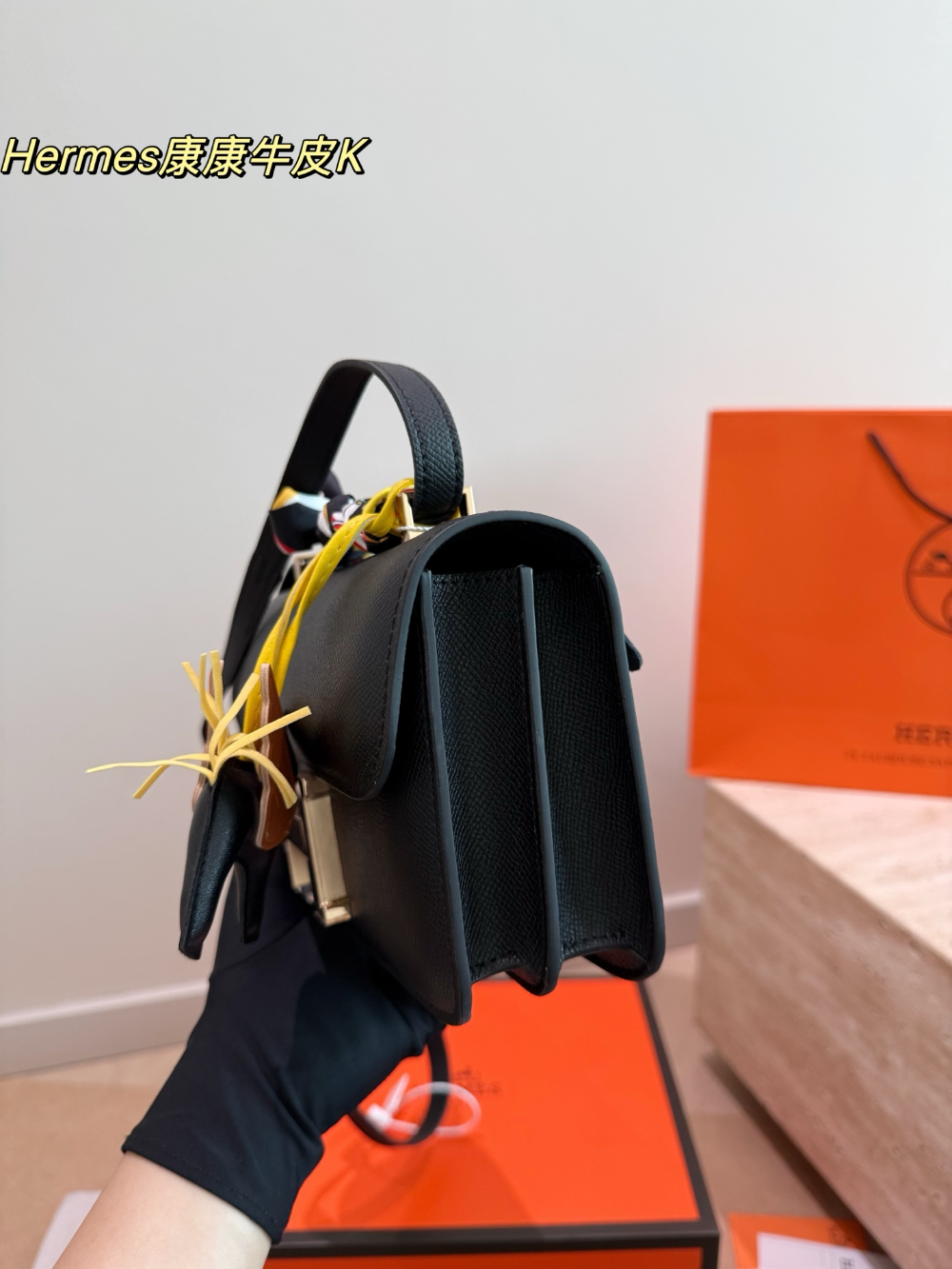 HEM109 New arrive fashion Black white brown blue green pink red khaki gray bag for woman hands bag beautiful gift to choose gift 27cm