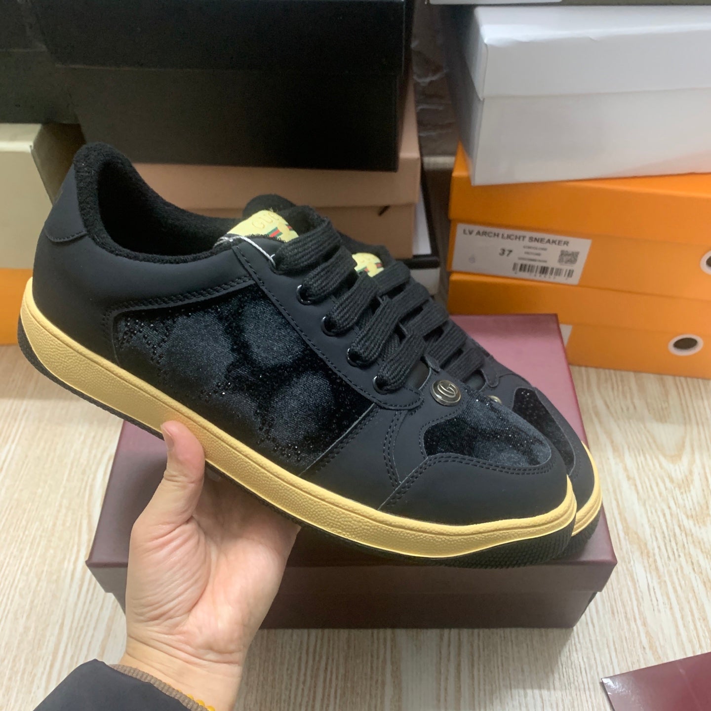 GEM136 Wholesale Outdoor Women men Shoes Famous Designer Brand Female Casual shoes Fashion for Lady