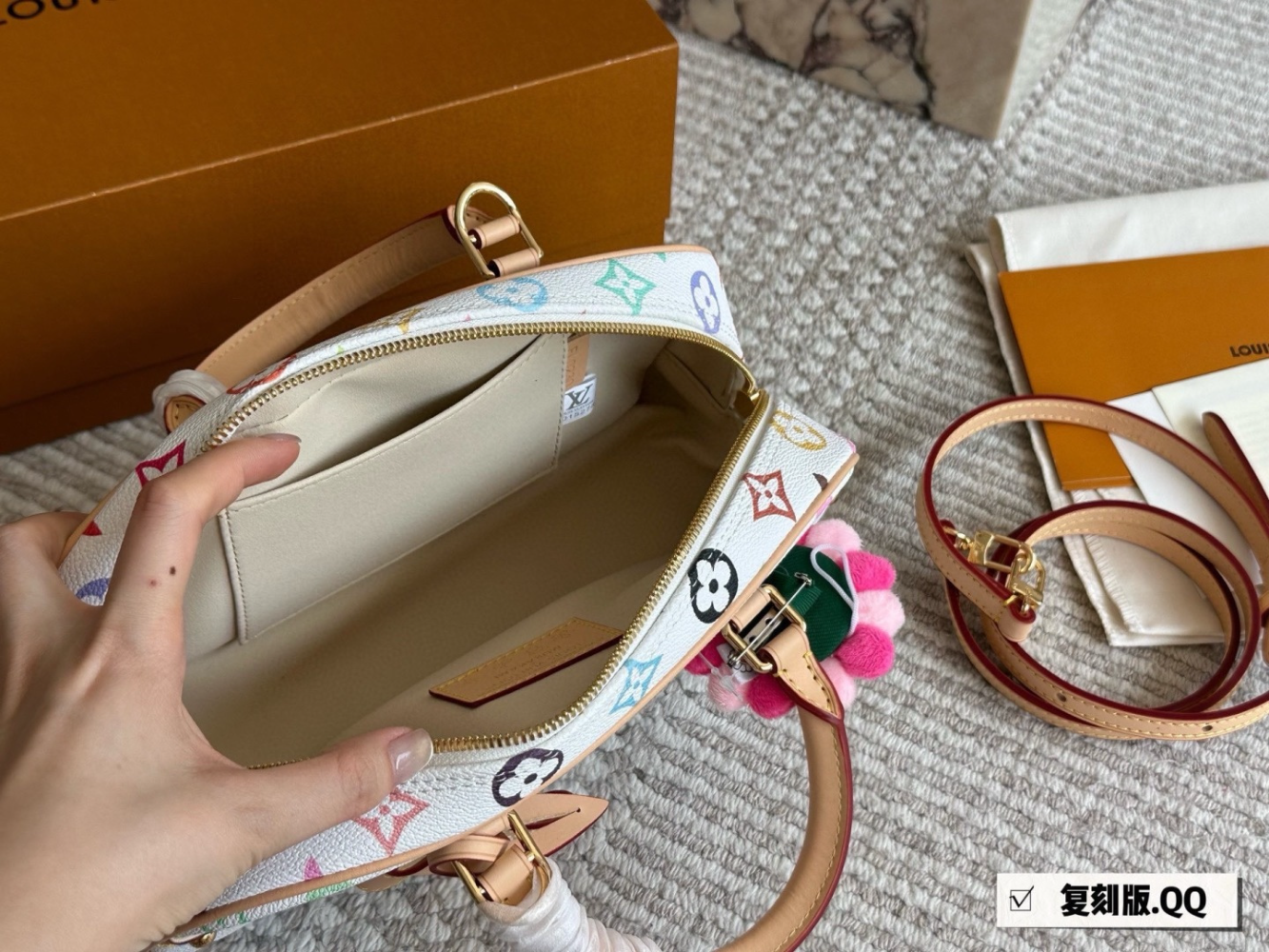 LEM517 New arrive fashion white brown bag for woman hands bag beautiful gift to choose gift 27*19cm