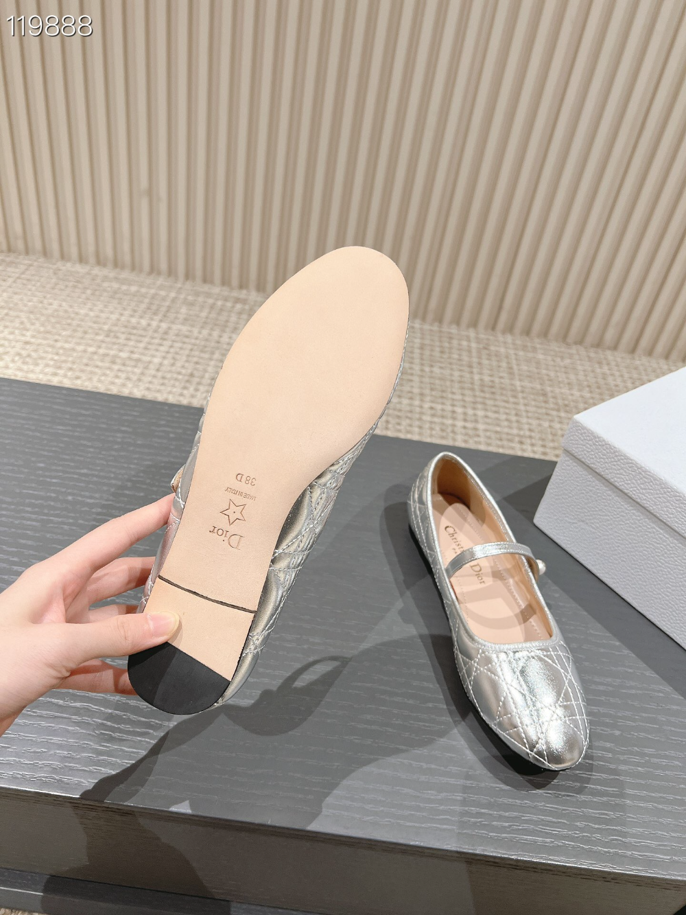 DEM346 Designer women's shoes women's flat shoes silver colors high quality sizes 35 to 42