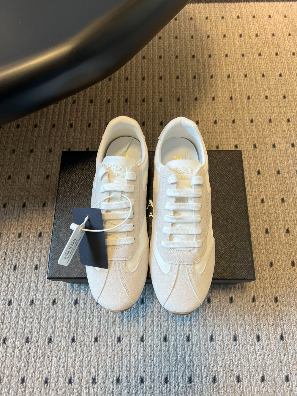 PEM06  New multi-color selection of casual shoes Lightweight and versatile suitable for both work and sports High-quality