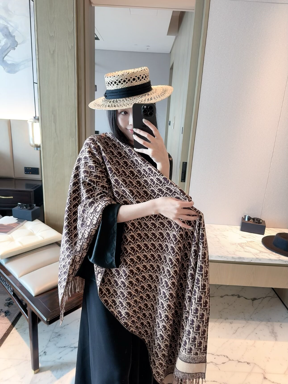 DEM380 new arrive  Hot sale grey brown color fashion beautiful  scarf  for woman gift  to choose