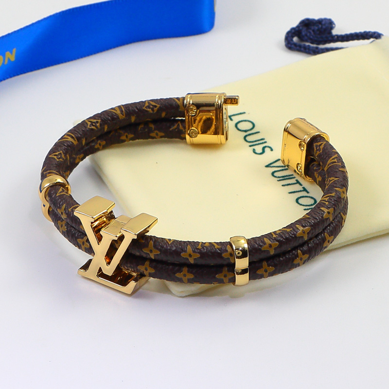 LEM654 New arrive Fashion European American belt titanium steel bracelet couple accessories for woman