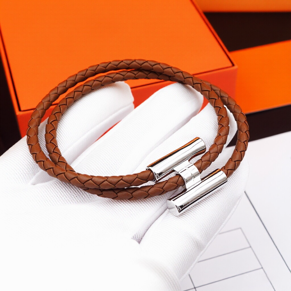 HEM115 New trendy open-style bracelet - metal letter wristband - women's couple accessory