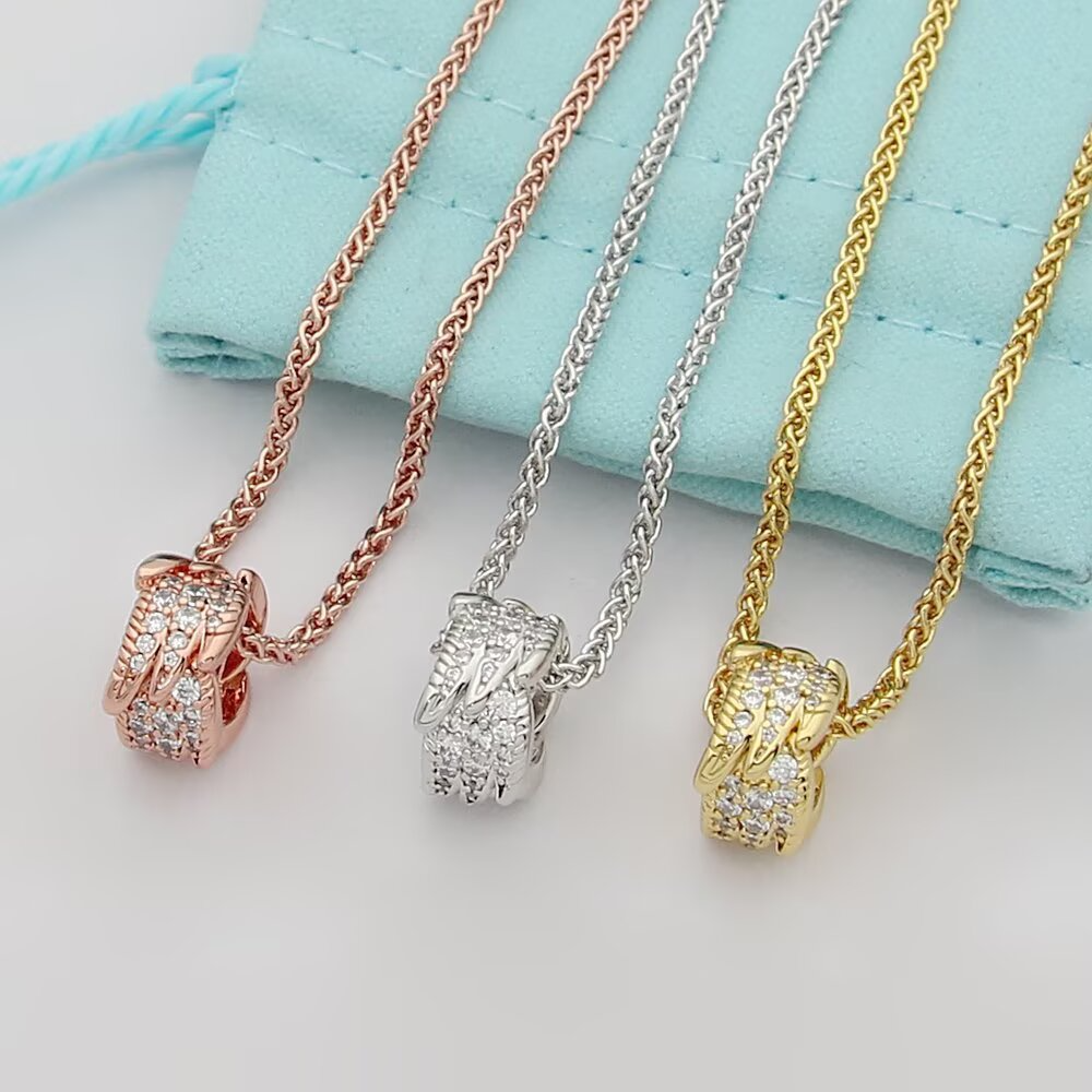 TEM56 Designer lady's diamond-encrusted pendant necklace - fashionable jewelry - personalized gift for women