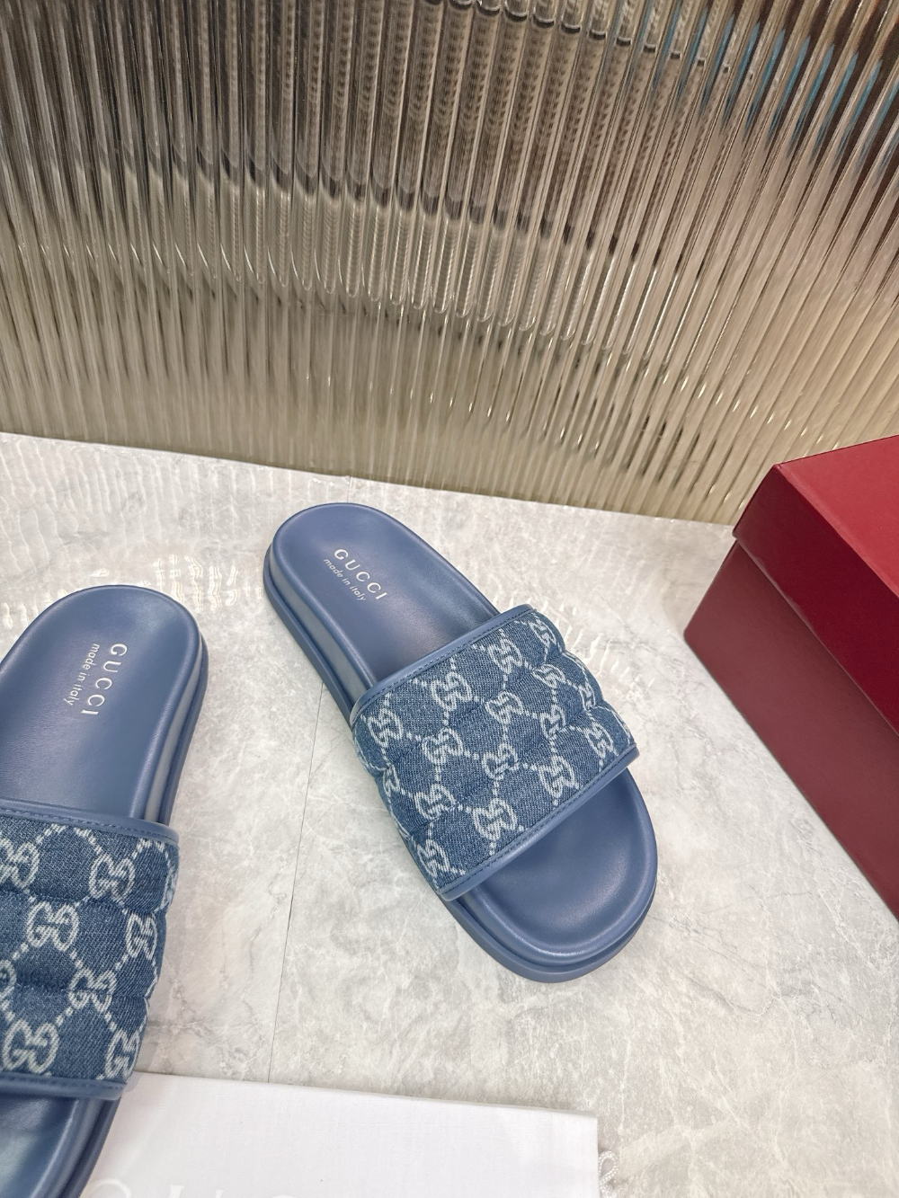 GEM166 New fashionable black blue brown women's shoes men's shoes available in various colors beautiful slippers excellent gift items