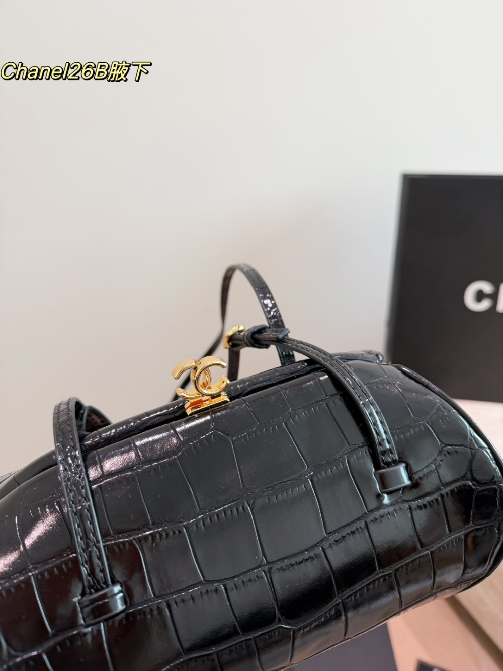 CEM488 New arrive fashion black red coffee bag for woman hands bag beautiful gift to choose gift 23x12cm