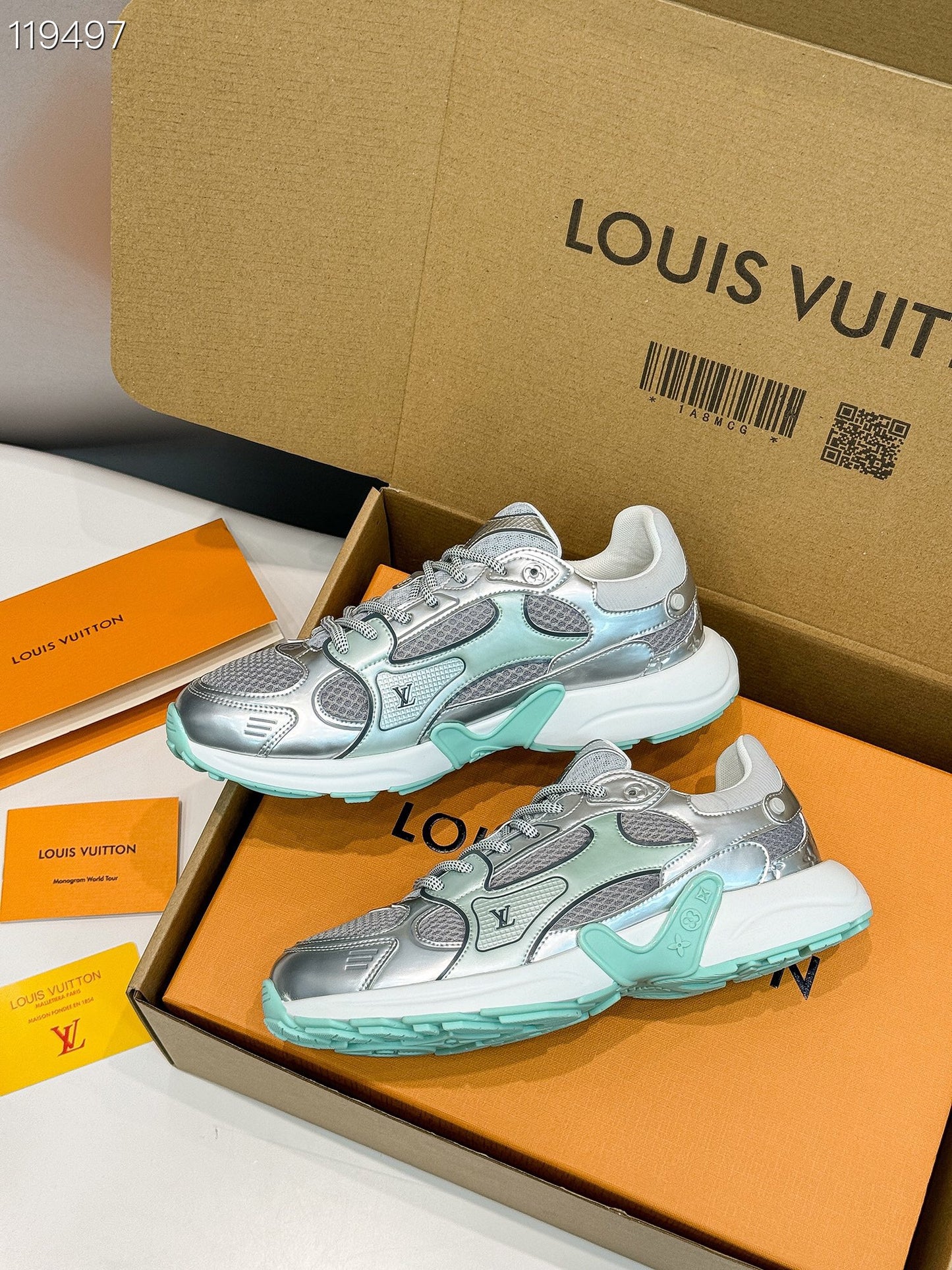 LEM260 designer shoes for running shoes men women Triple Black White shoes