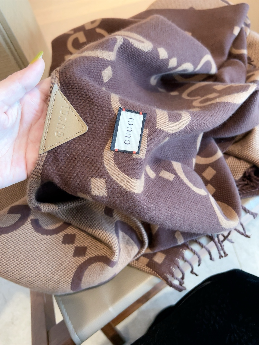 GEM256 new arrive  Hot sale dark brown color fashion beautiful  scarf  for woman gift  to choose 145x185cm