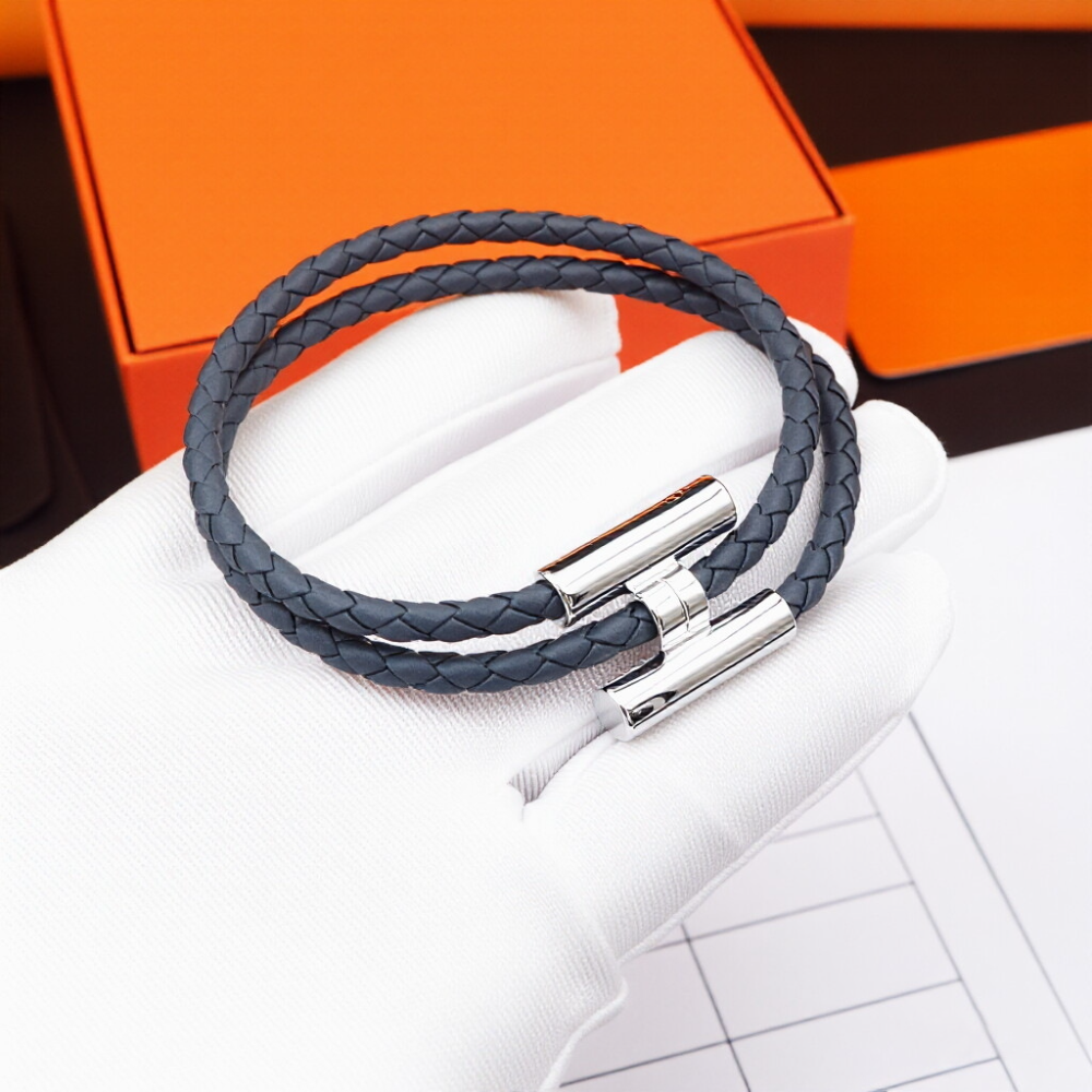 HEM115 New trendy open-style bracelet - metal letter wristband - women's couple accessory