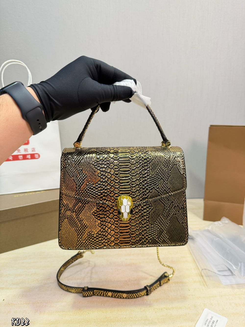 BEM38 New arrive fashion beige white green blue brown black gold gray-blue bag for woman hands bag beautiful gift to choose gift 21*16cm