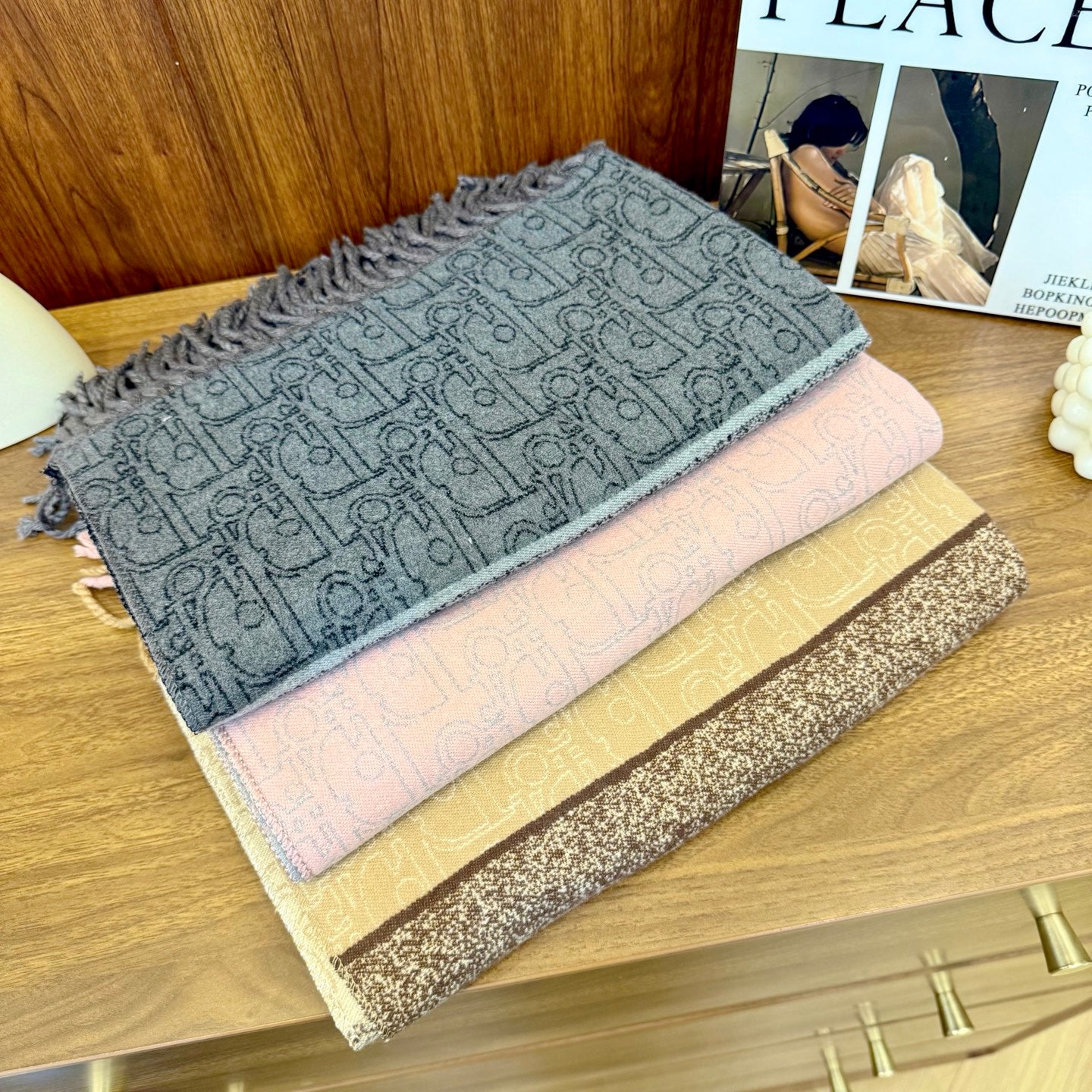 DEM233 Classic Plaid Luxury Designer Scarf 100% Cashmere Tassel Designers Scarves Scarfs Shawl Sciarpa For Winter Womens and Mens 65*180cm