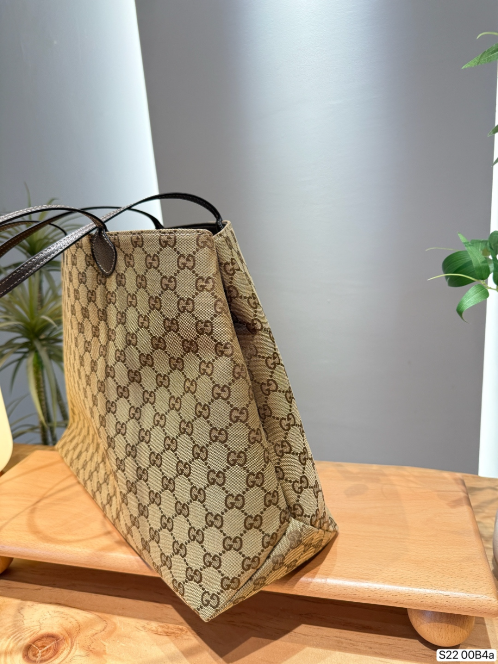 GEM261 New arrive fashion black grey khaki light brown bag for woman hands bag beautiful gift to choose gift  41*32cm