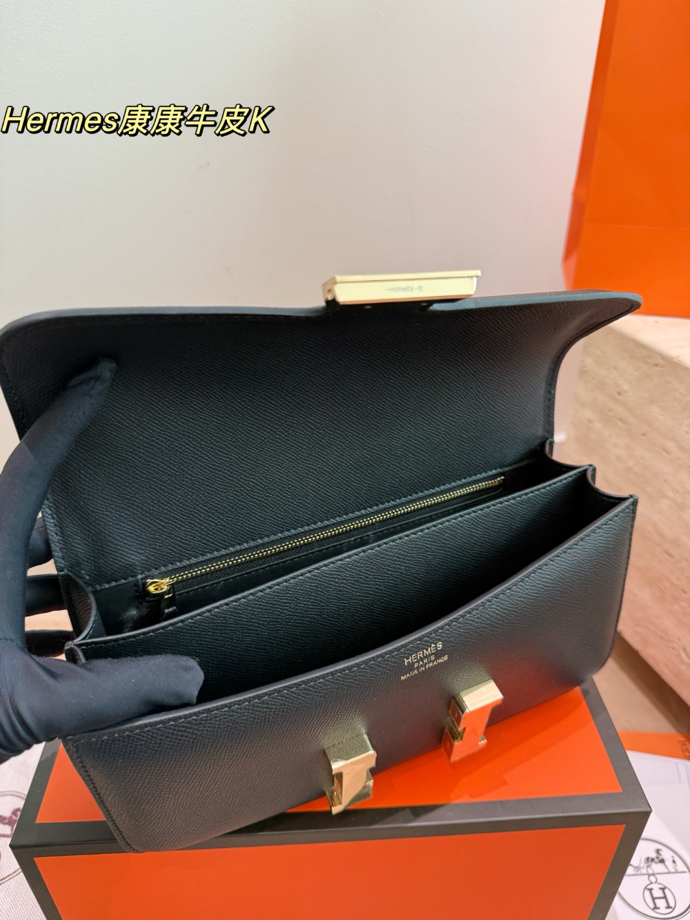 HEM109 New arrive fashion Black white brown blue green pink red khaki gray bag for woman hands bag beautiful gift to choose gift 27cm