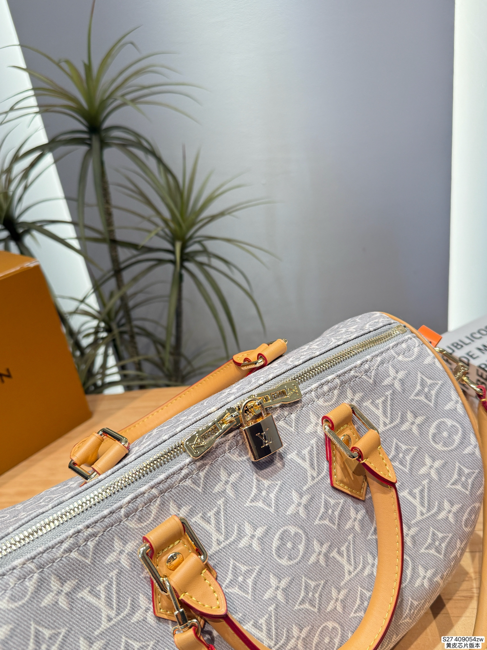 LEM483 New arrive fashion silver-gray bag for woman hands bag beautiful gift to choose gift 30×21×17cm