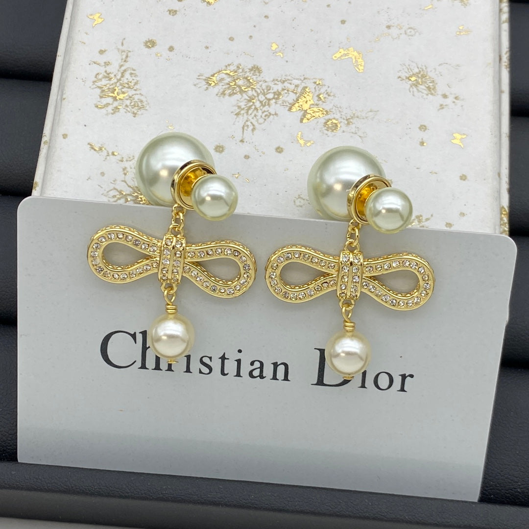 DEM247 New Arrive Fashion  Hot Sale  with Diamond Pearl Earring  for Woman Jewelry To Choose