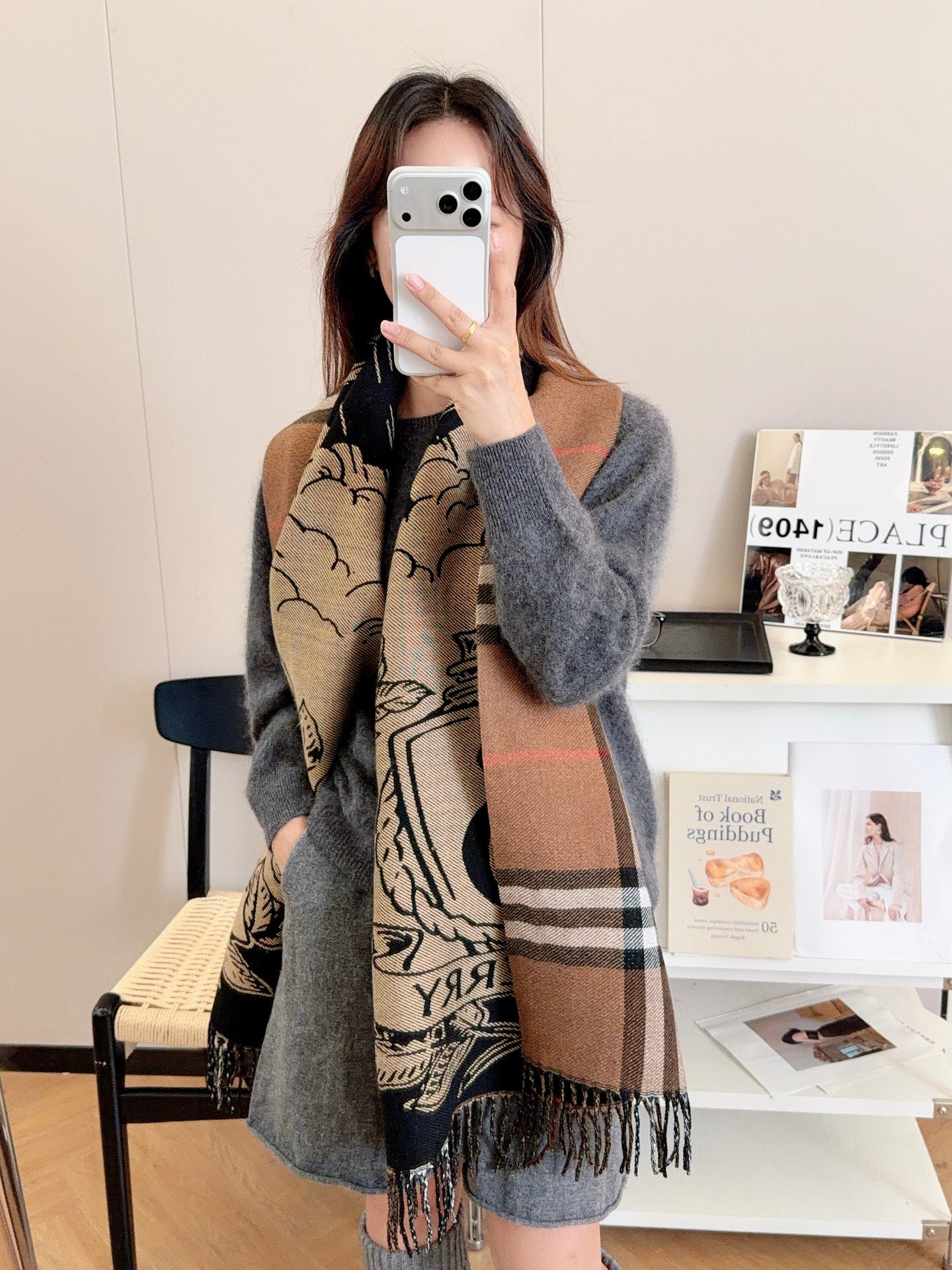 BUEM51 new arrive Hot sale  black red gray color fashion beautiful scarf for woman gift to choose