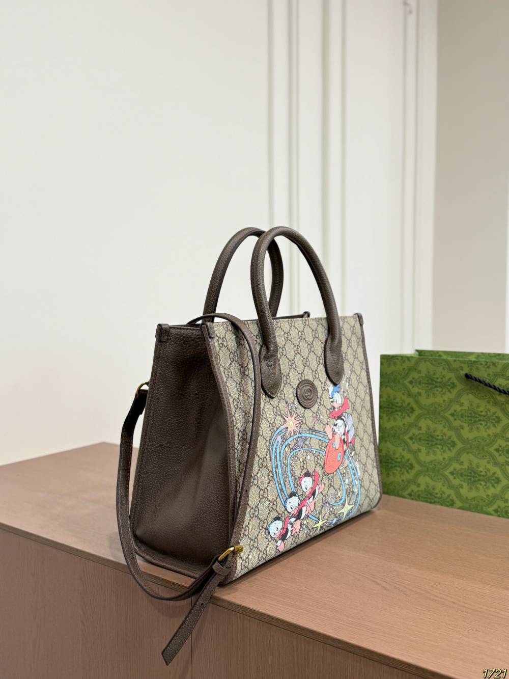 GEM202 New arrive fashion brown color bag for woman beautiful gift to choose 31*26cm