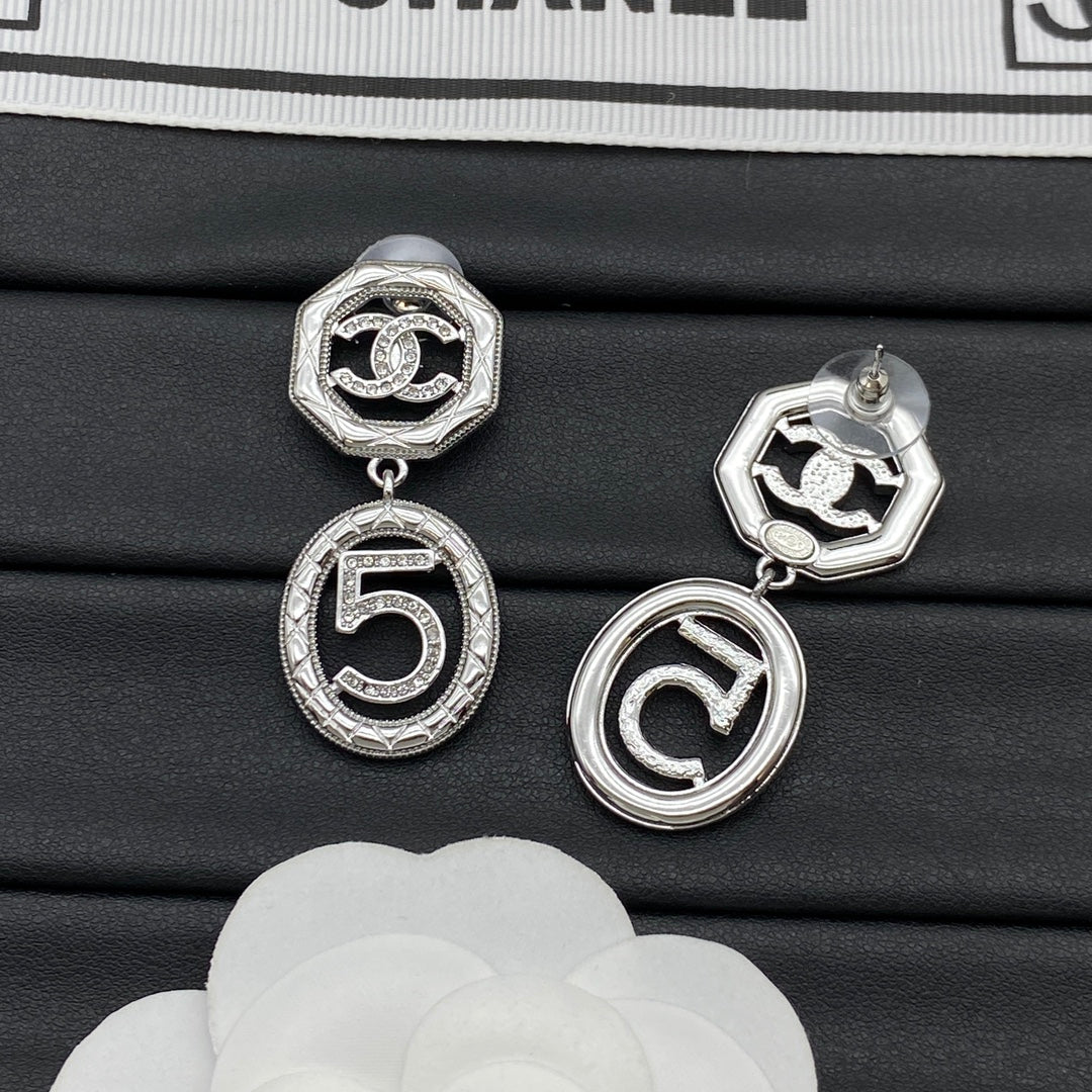 CEM210 New Arrive Fashion  Hot Sale  with Diamond Earring  for Woman Jewelry To Choose