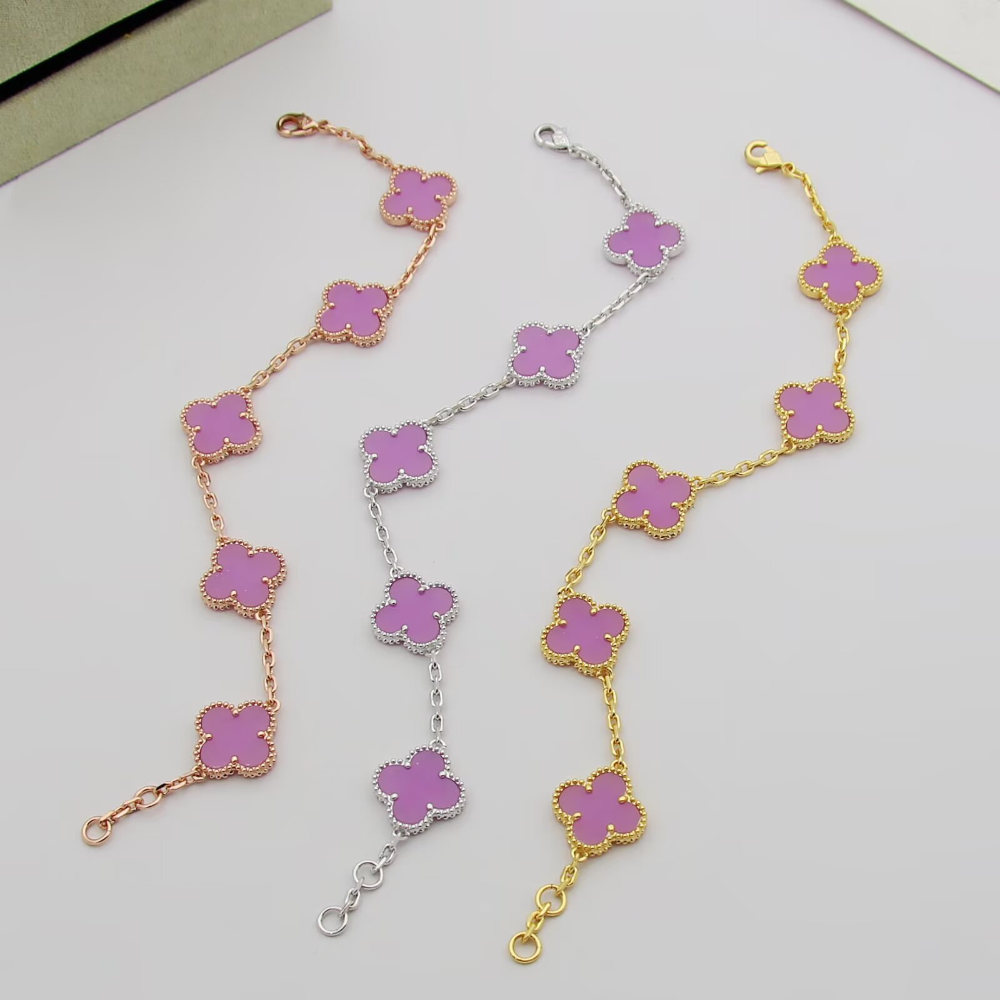 VAEM22 New trendy four-leaf collar chain bracelet personalized luxury high-end accessory available as a gift option