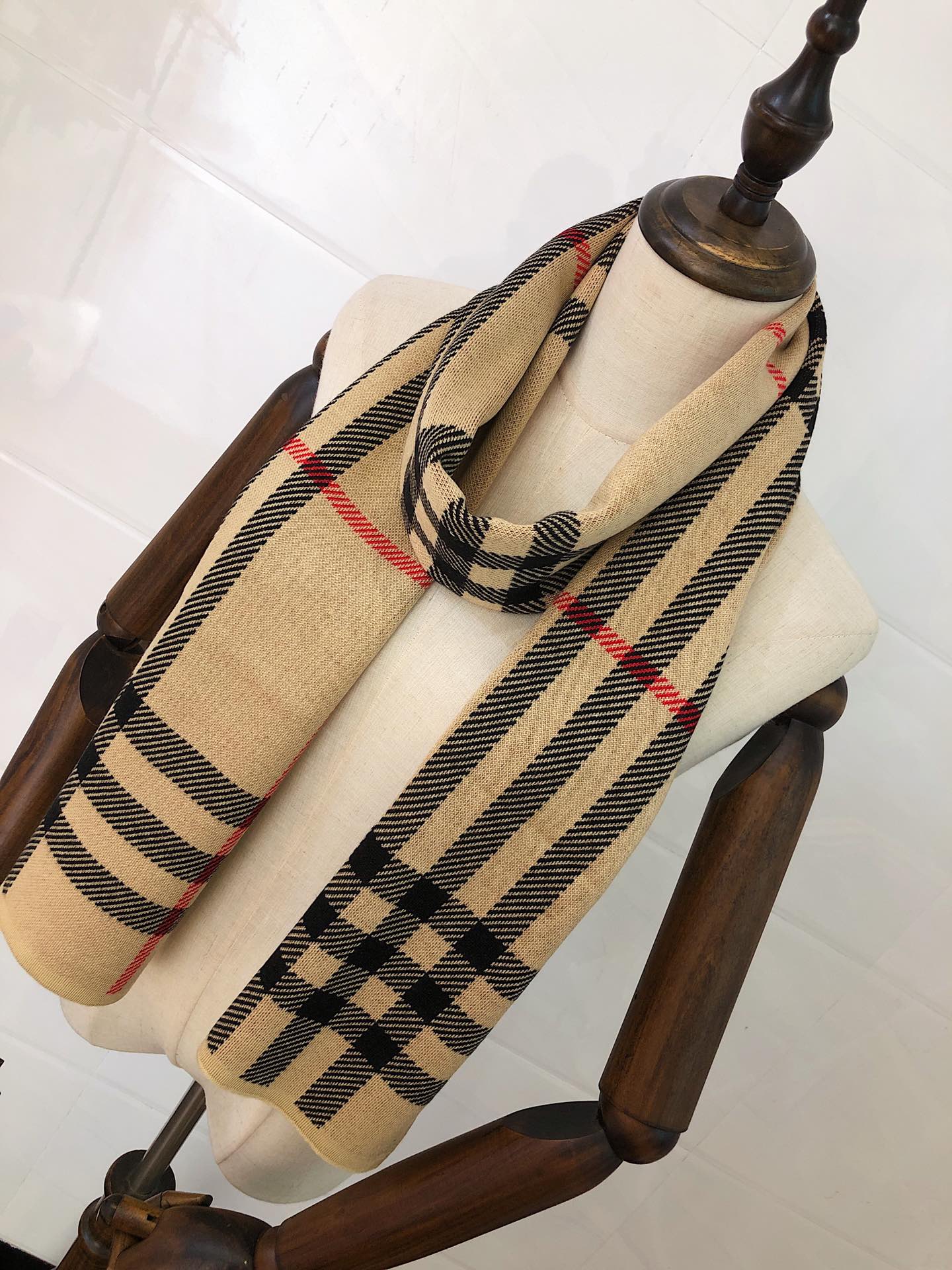 BEM33 Fashion Women's men Cashmere Designer Scarf Soft Touch Warm Packaging Autumn and Winter Long Shawl Brown and White Full Letter Scarf180*30cm