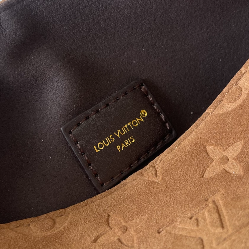 LEM631 New arrive fashion caramel bag for woman hands bag beautiful gift to choose gift 21×11cm