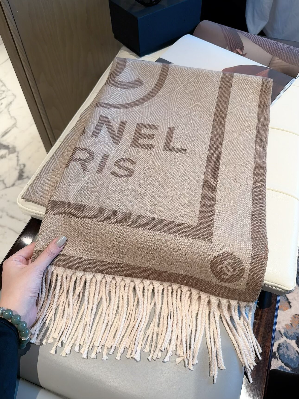CEM389 new arrive  Hot sale  brown cream color fashion beautiful  scarf  for woman gift  to choose