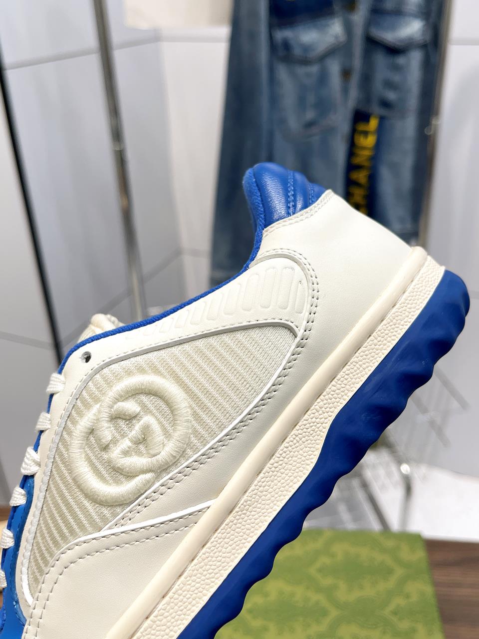 GEM115 Designer Casual shoes for Men flat sneakers lows skateboard shoe Triple black blue Active Laser fashion mens womens outdoor trainer