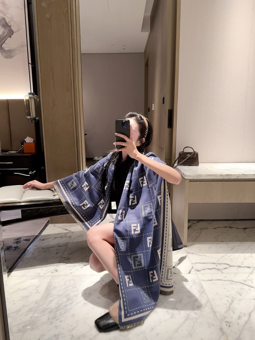 FEM31 new arrive  Hot sale brown black blue grey khaki color fashion beautiful  scarf  for woman gift  to choose