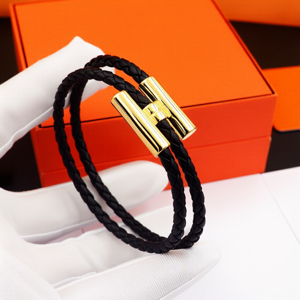 HEM115 New trendy open-style bracelet - metal letter wristband - women's couple accessory
