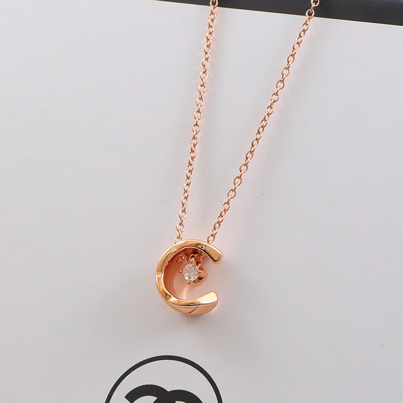 CEM234 New Arrive Fashion Diamond-patterned Necklace for Woman Titanium Steel Material Jewelry To Choose Gift