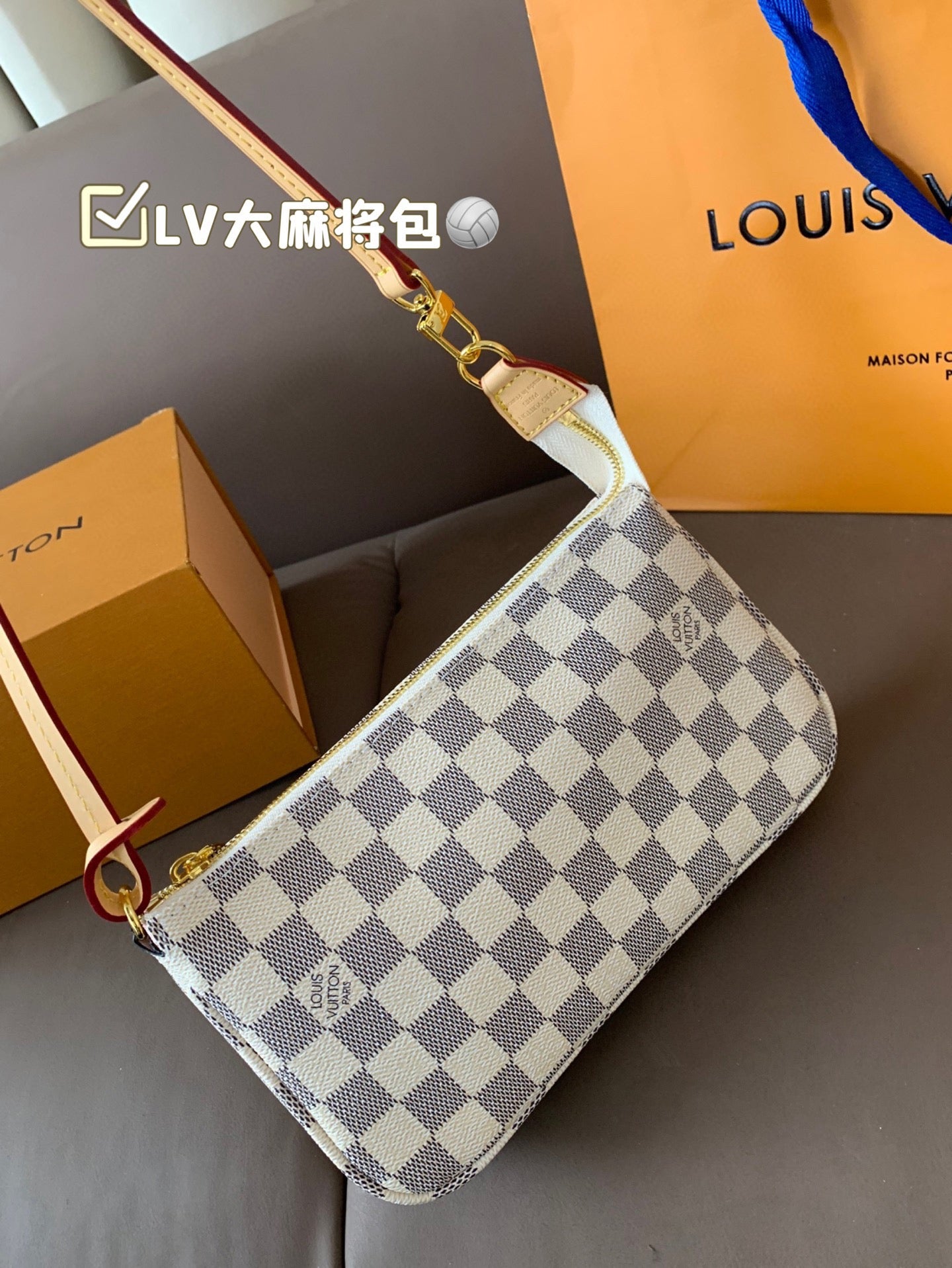 LEM314 New Arrive Hot Sale Black white design  Fashion wallet Bag It Come with Box 22*12cm