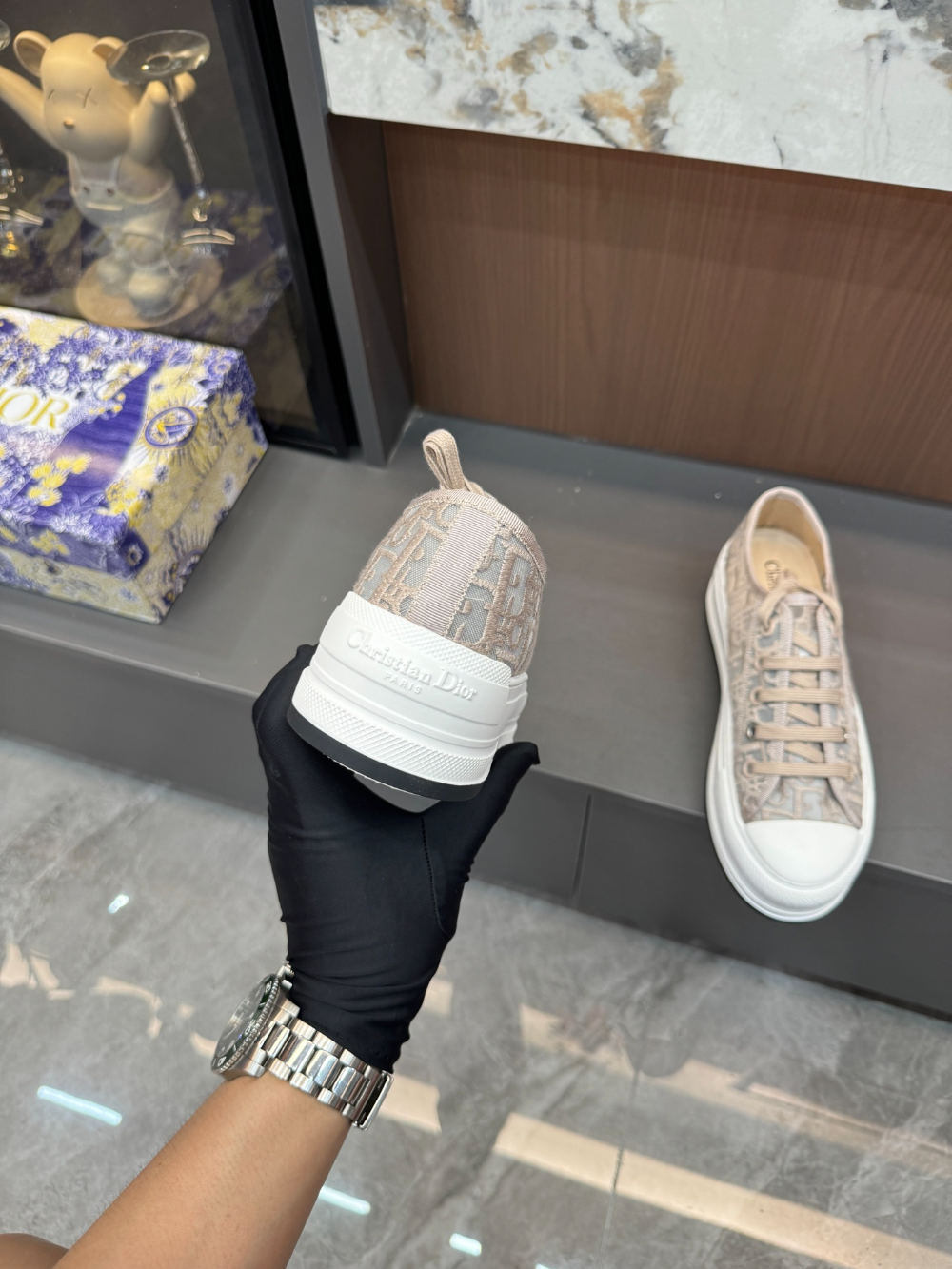DEM319 New arrive classic fashion black blue beige color  shose for woman lover shose color  beautiful gift to choose Thickness 4.5 CM